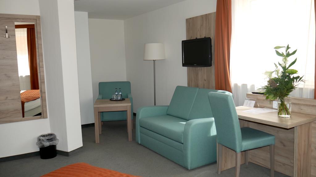 Komfort Hotel לודוויגסבורג מראה חיצוני תמונה