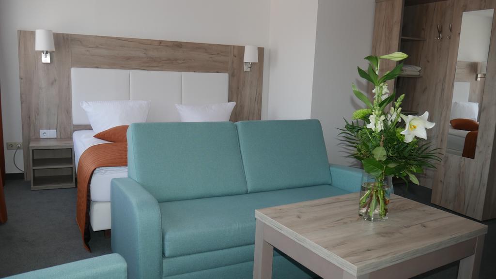Komfort Hotel לודוויגסבורג מראה חיצוני תמונה