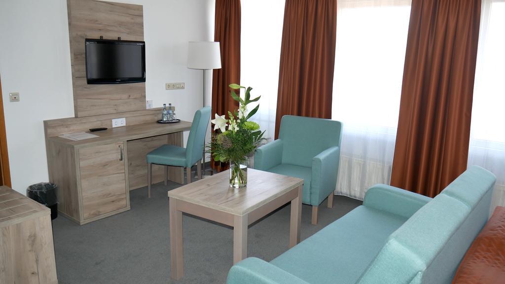 Komfort Hotel לודוויגסבורג מראה חיצוני תמונה