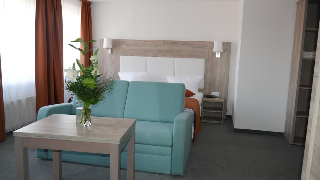 Komfort Hotel לודוויגסבורג מראה חיצוני תמונה
